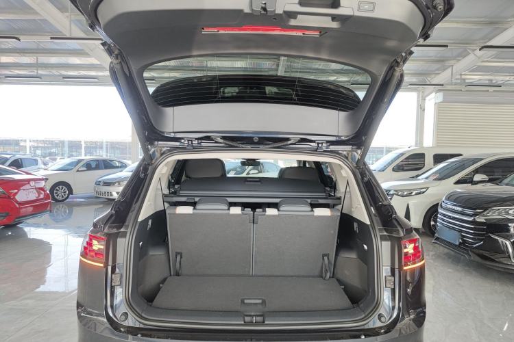 Used Volkswagen ID.6 CROZZ 2022 Long-Range PRO Edition