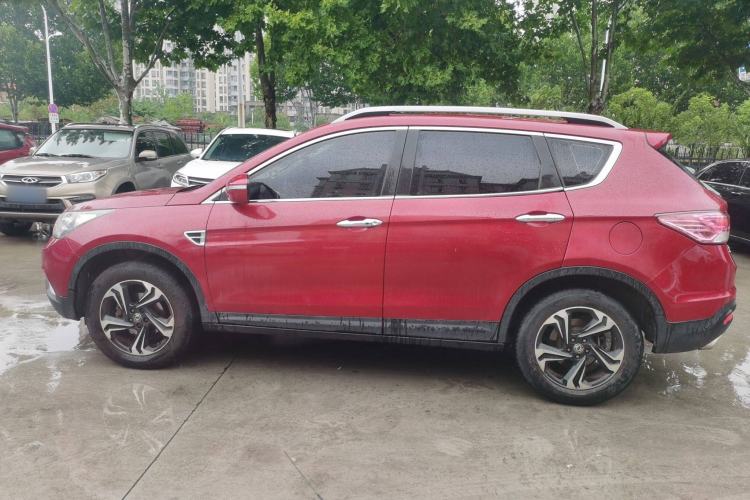 Used Dongfeng Aeolus AX7 2016 2.0L Automatic Zhiyi Trim