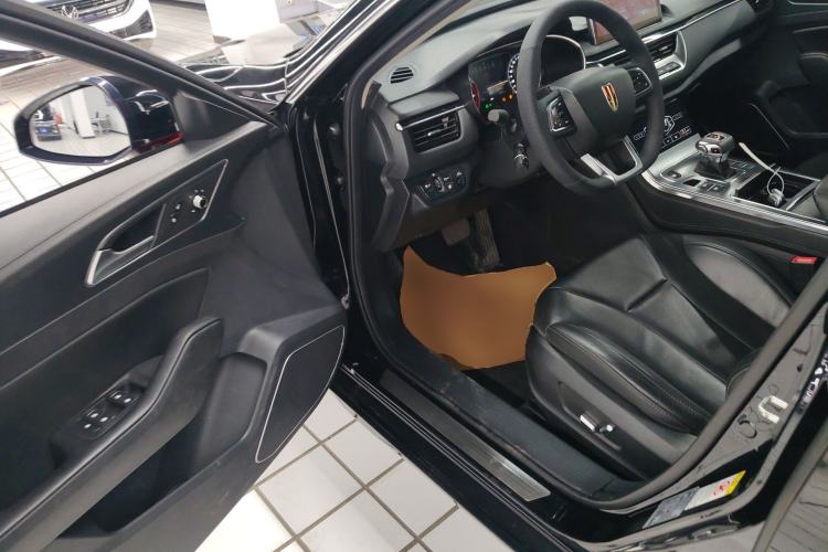 Used Hongqi H5 2020 1.8T Automatic ZhiLian QiYun Edition Driver Seat