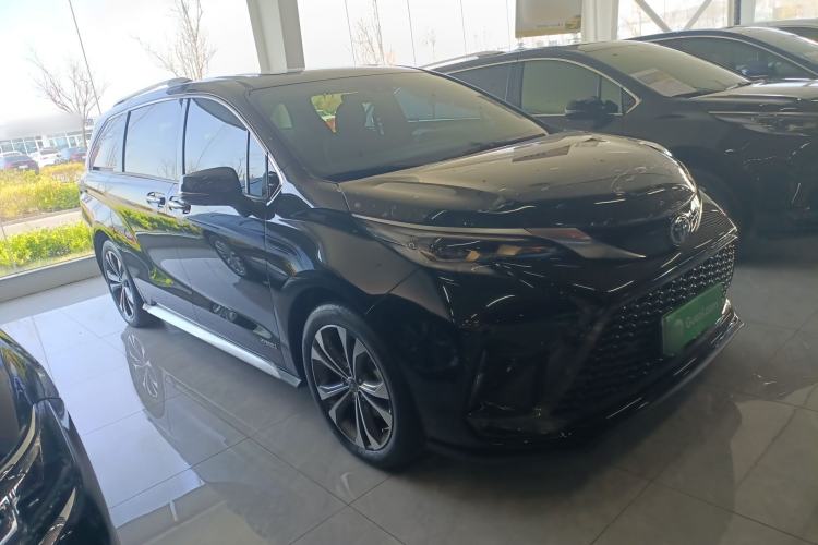 Used Toyota Granvia 2023 2.5L Hybrid Prestige PLUS Edition Exterior 1