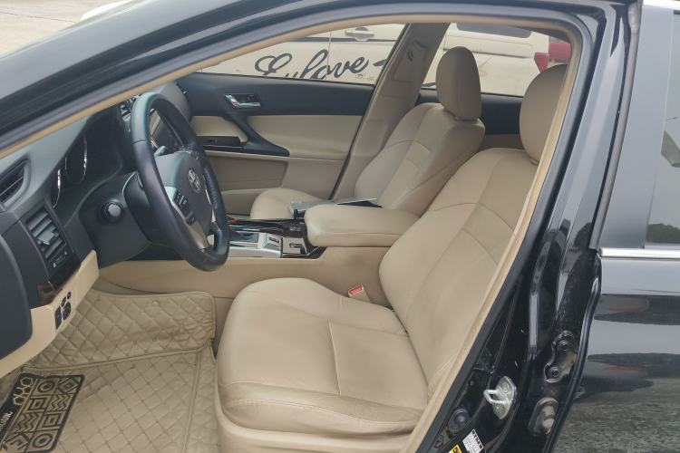 Used Toyota Reiz 2010 2.5V Fengdu Elite Edition Left Front Seat