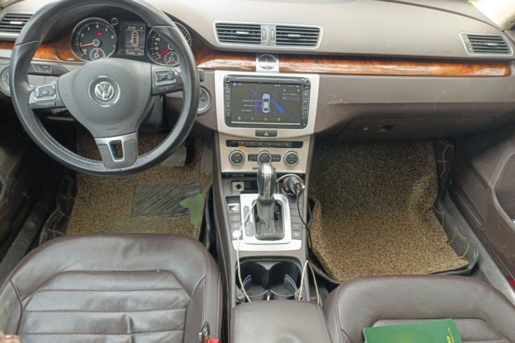 Used Volkswagen Magotan 2012 Travel Edition 2.0 TSI Luxury Version
