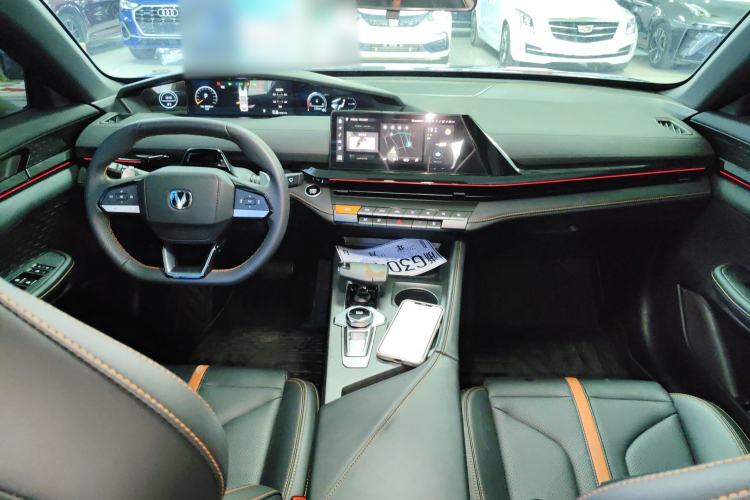 Used CHANGAN UNI-V 2024 1.5T Prestige Edition Center Console