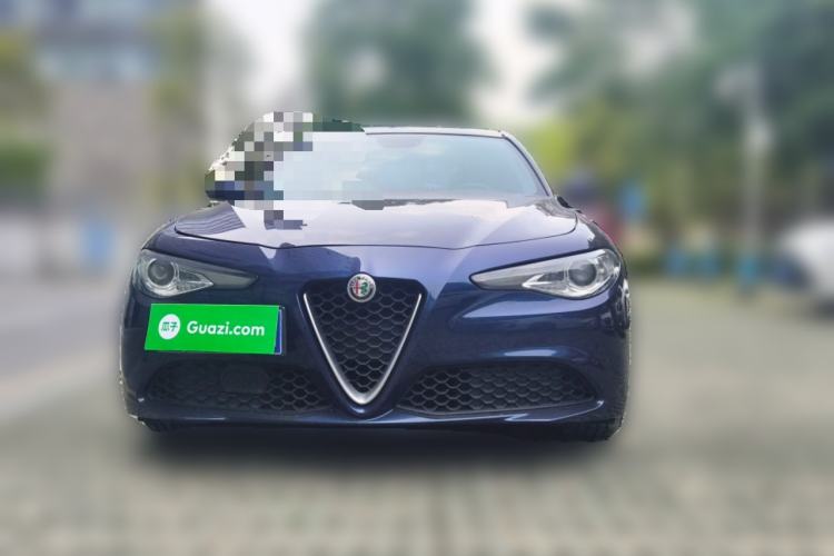 Used Alfa Romeo Giulia 2017 2.0T 280HP Luxury Edition Front