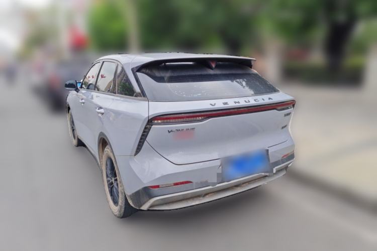 Used Venucia V 2021 260T Idol Edition