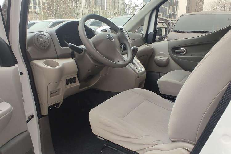 Used Nissan NV200 2018 1.6L CVT Luxury Model
