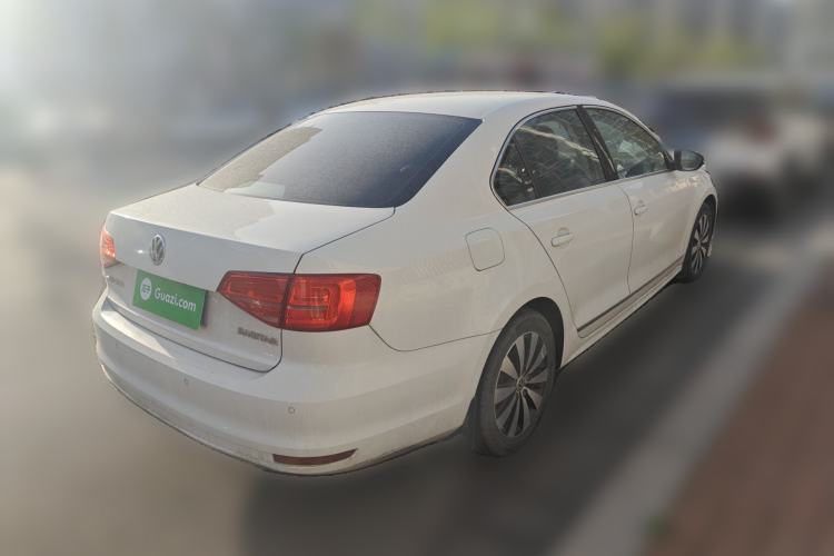 Used Volkswagen Sagitar 2017 1.6L Manual Comfort Model
