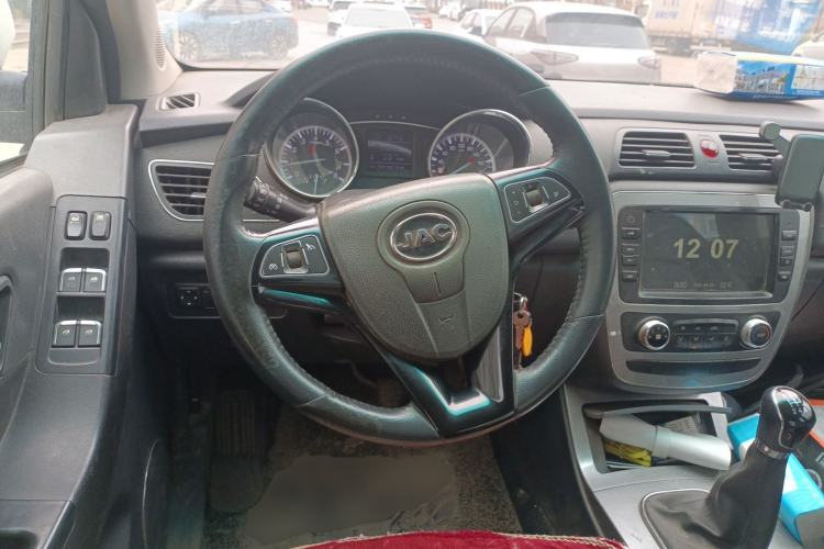 Used JAC Group T6 2015 2.0L Gasoline New-Edge Version HFC4GA3-3D