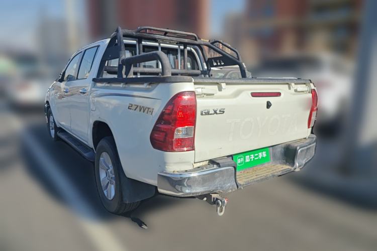 Used Toyota Hilux 2017 2.7L Automatic Four-Wheel Drive S-GLX SR5 – Middle East
