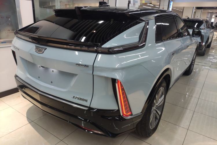 Used Cadillac LYRIQ 2022 Rear-Drive Long-Range Luxury Edition
