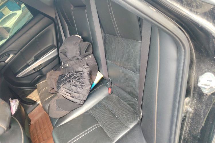 Used Honda Crosstour 2012 2.4L Prestige Edition