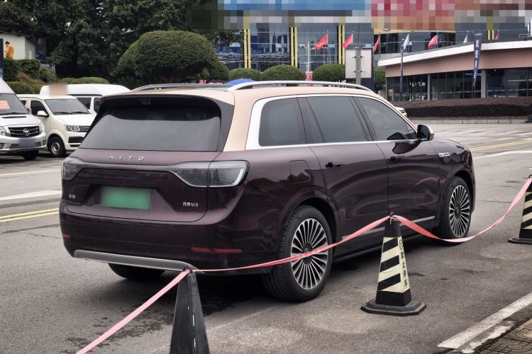 Used Hima AITO M9 2025 Extended-Range Ultra Version 52 kWh 5-Seater Edition