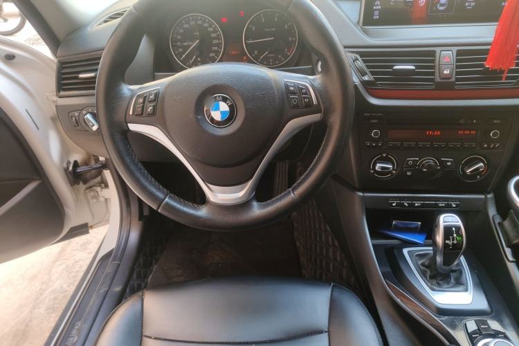 Used BMW X1 2015 sDrive18i Fashion Upgrade Edition
