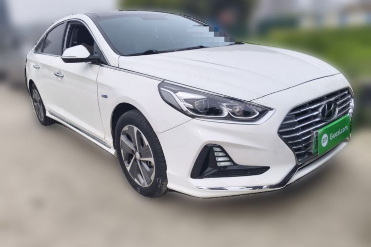 Used Hyundai Sonata Plug-in Hybrid 2018 2.0 PHS Smart Connect Version China V Standard Front Right 45 Deg