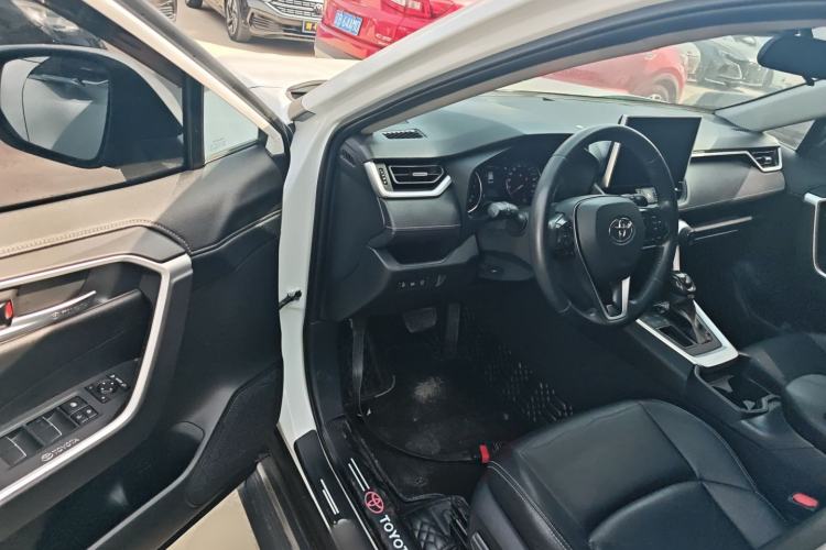 Used Toyota Wildlander 2022 2.0L CVT Two-Wheel Drive Luxury PLUS Edition