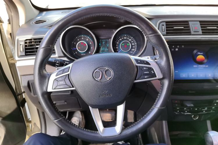 Used BAIC Senova X65 2015 2.0T automatic comfort version