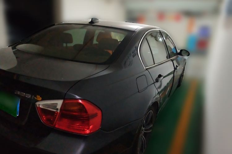 Used BMW 3 Series 2005 325i Sport Edition Rear Right 45 Deg