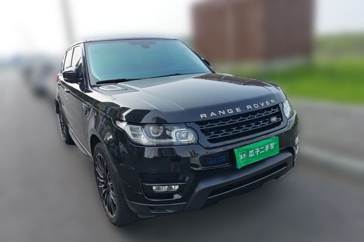 Used Land Rover Range Sport 2014 3.0 SC V6 HSE DYNAMIC Front Right 45 Deg