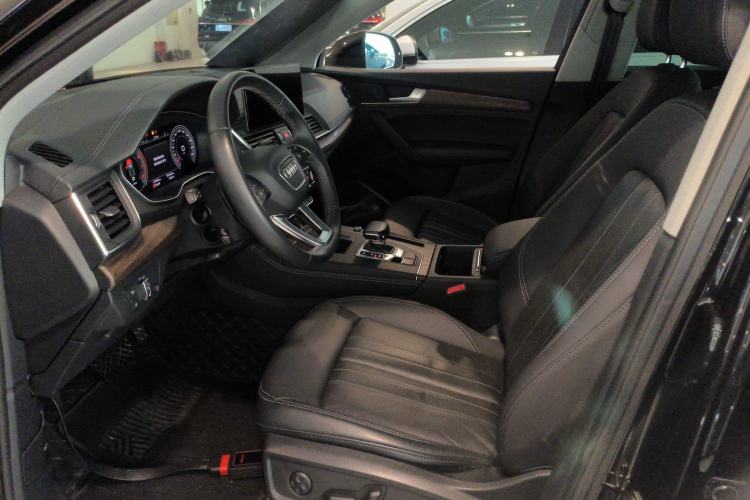 Used Audi Q5L 2022 40T Luxury Elegant Model