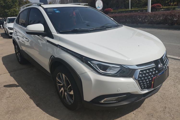 Used Luxgen U5 SUV 2017 1.6L CVT Jazz Edition
