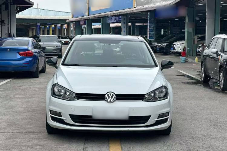 Used Volkswagen Golf 2016 230TSI Automatic Comfort Version Exterior 3