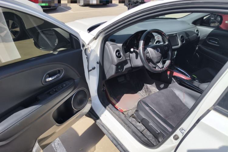 Used Honda XR-V 2015 1.8L VTi CVT Luxury Edition Driver Seat