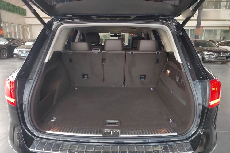 Used Volkswagen Touareg 2017 3.0 TSI Touareg Model