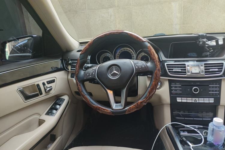 Used Mercedes-Benz E-Class 2015 Restyled E 260 L Sport Edition Steering Wheel