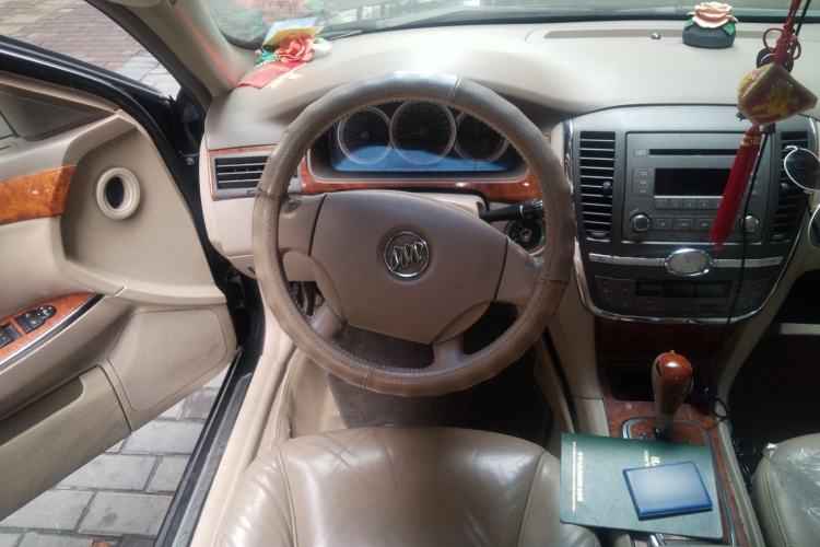 Used Buick LaCrosse 2006 2.4 Luxury Model Steering Wheel