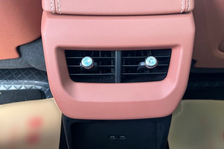 Used Cadillac OPTIQ 2024 Four-Wheel Drive Long-Range Version
