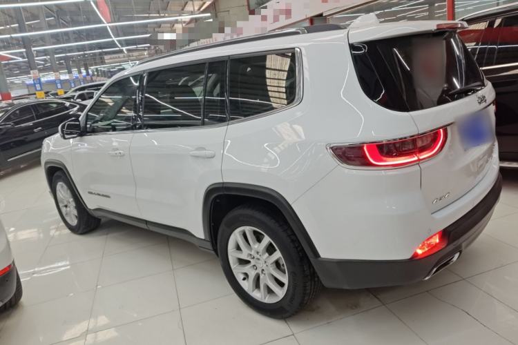 Used Jeep Commander 2018 2.0T Two-Wheel Drive Enjoyment Version China VI Emission Standard