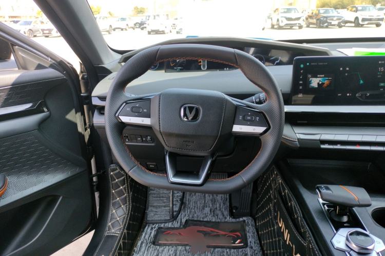 Used Changan UNI-V 2023 1.5T Premium Model