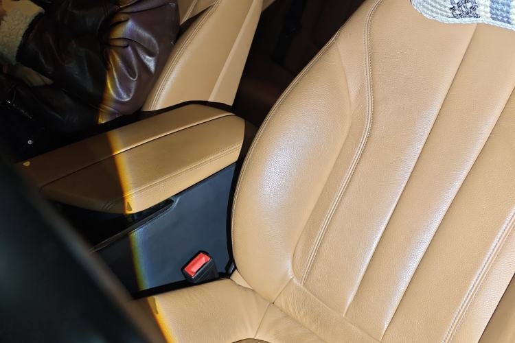 Used BMW 5 Series 2018 530Li Leading Model M Sport Package