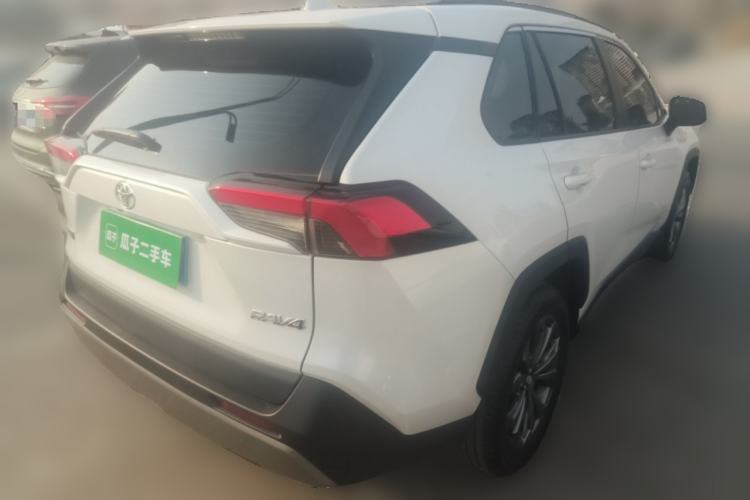 Used Toyota RAV4 2023 2.0L CVT Two-Wheel Drive Fashion Plus Edition