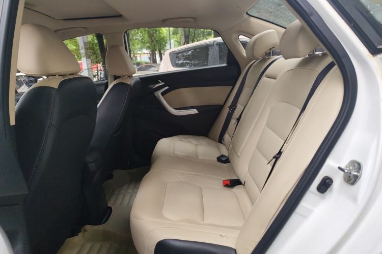 Used CHANGAN Alsvin V7 2016 1.6L Automatic Fun Model China V Standard
