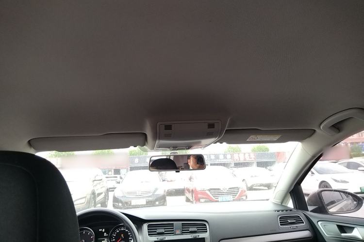 Used Volkswagen Golf 2016 1.6L Manual Fashion Edition