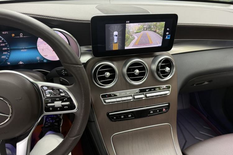 Used Mercedes-Benz GLC 2022 GLC 300 L 4MATIC Dynamic Edition Prestige Model Interior 4