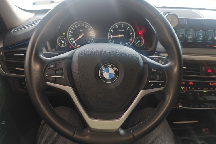 Used BMW X5 2017 xDrive28i
