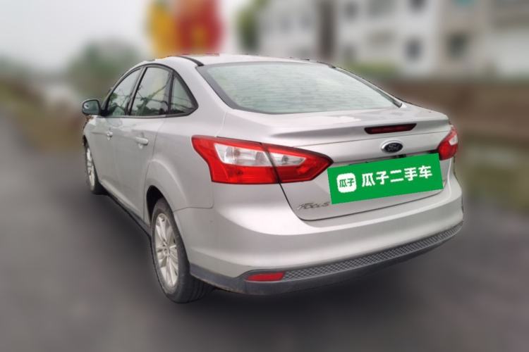 Used Ford Focus 2012 Sedan 1.6L Manual Comfort Model
