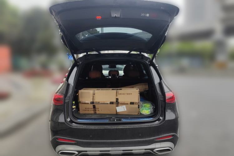 Used Mercedes-Benz GLC 2025 GLC 260 L 4MATIC Luxury Model