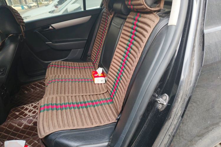 Used Volkswagen Magotan 2013 1.8TSI Premier Model Left Rear Seat