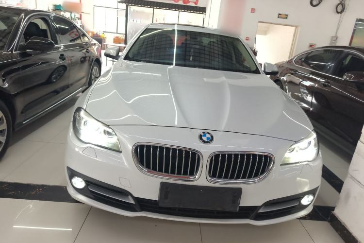 Used BMW 5 Series 2015 520i Elegant Edition Front