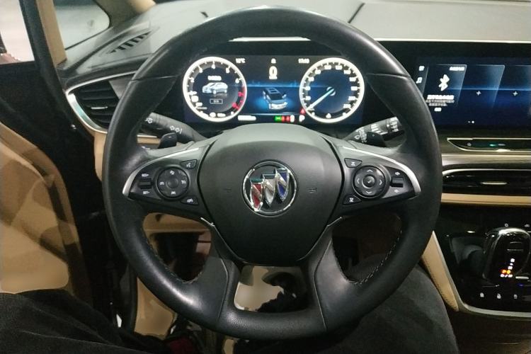 Used Buick GL8 2021 ES Landtrek 653T Luxury Model
