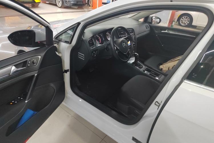 Used Volkswagen Golf 2014 1.4TSI Automatic Comfort Model
