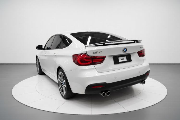 Used BMW 3 Series GT 2020 320i M Sport Package