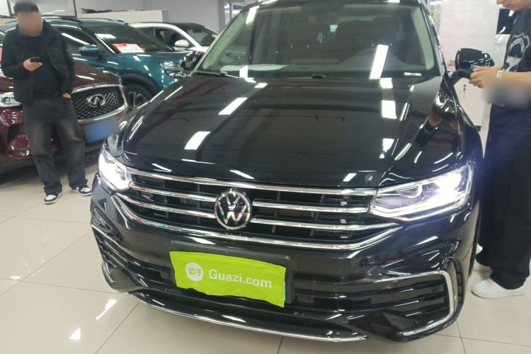 Used Volkswagen Tiguan L 2024 Outstanding Model 330TSI Automatic Two-Wheel Drive R-Line Dragon Glory Edition Front