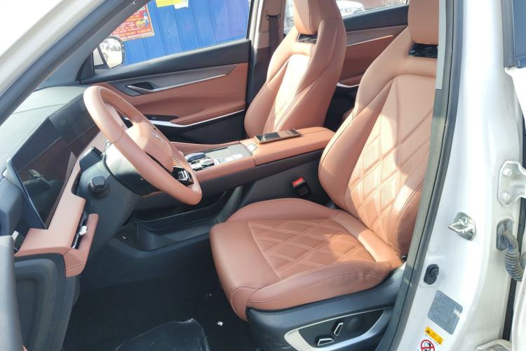 Used Changan CS75 PLUS 2023 3rd Generation 1.5T Automatic Pilot Model
