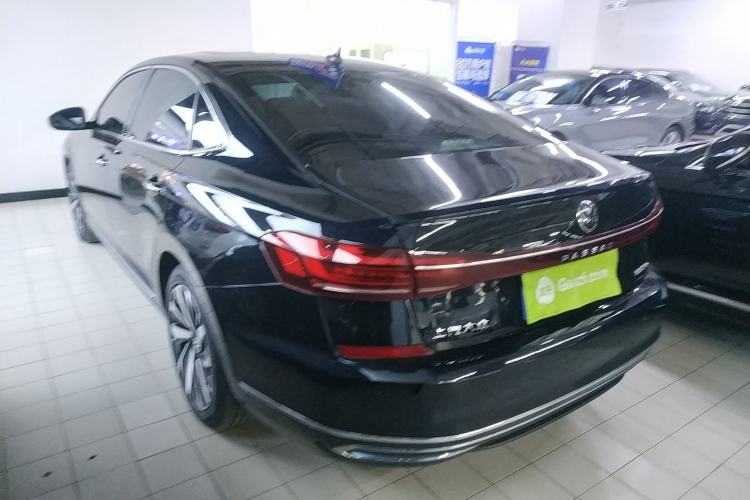 Used Volkswagen Passat 2023 Revised 330TSI Elite Edition Rear Left 45 Deg