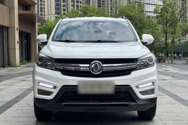 Used Dongfeng Fengon S560 2018 1.8L CVT Elite Model 5 Seats Exterior 1