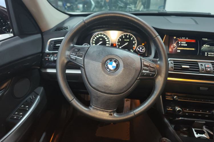Used BMW 5 Series GT 2015 528i Leading Model